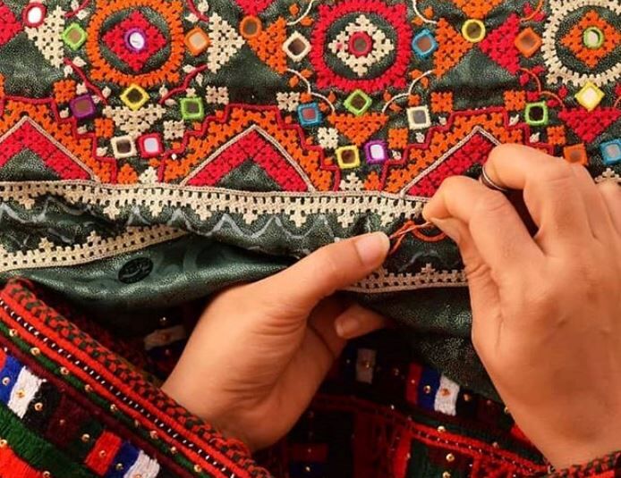 سوزن‌دوزی صنعتی از دوردست تاریخ