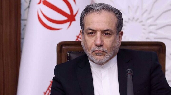تردد در تنگه هرمز در دوره باقی مانده از آتش‌بس آزاد است