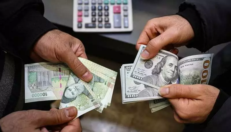 ریزش دلار با احتمال توافق