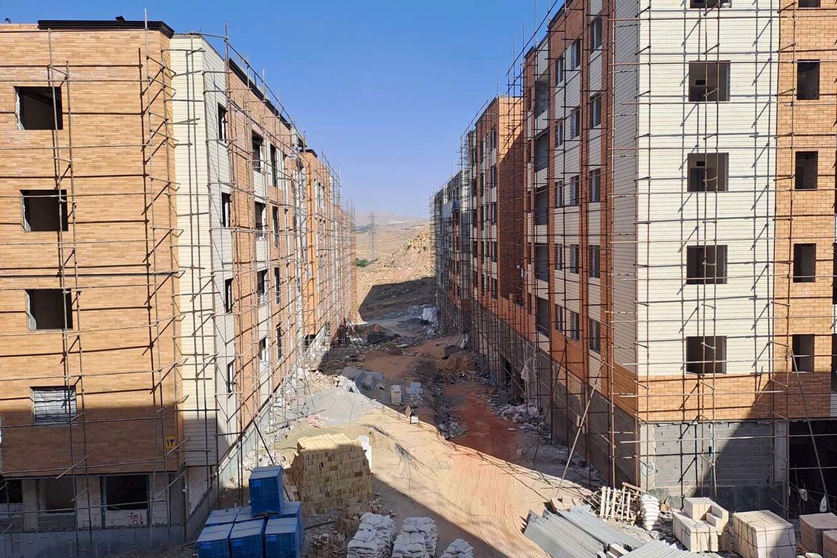 حمایت ۸ همتی از مسکن محرومان