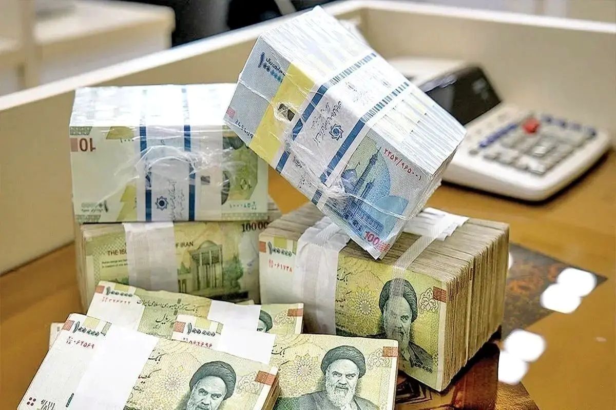 حجم نقدینگی به 14.6 هزار همت رسید