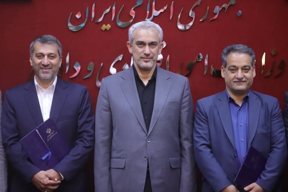 حسین فروزان دبیر شورای‌عالی مناطق آزاد شد