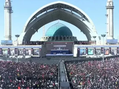 مراسم وداع با رهبر شهید در مصلای تهران
